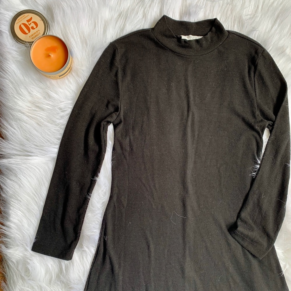 ✨ALL ITEMS $5 ✨ Forever 21 Black Swing Dress